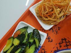 -陆元丰·兰州纯汤牛肉面(自强西路店)