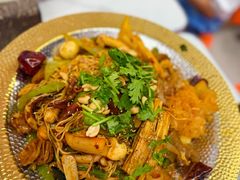 -醉人椒麻辣香锅(王府井喜悦店)
