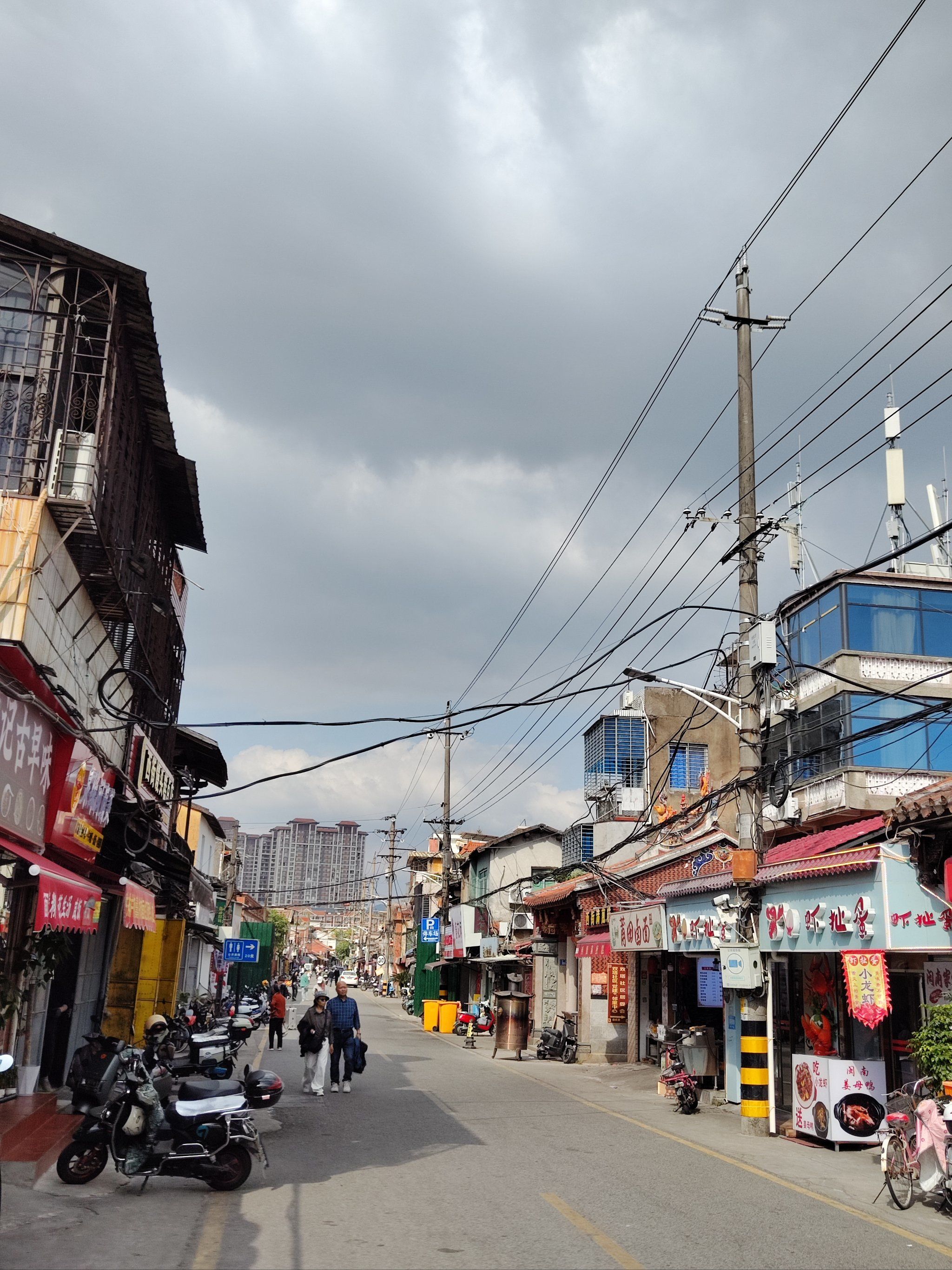 巷子里的记忆之旅