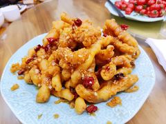 炸鱿鱼条-天伦海鲜·老味道·青岛菜(栈桥天主教堂店)