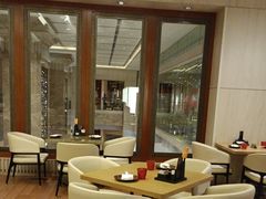 -怡咖啡海鲜自助餐厅(浦东香格里拉店)