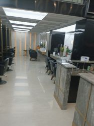 -苏奇发型·烫发染发