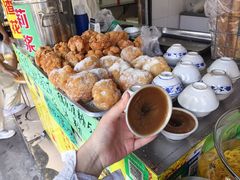 -小红家传统小吃(青新商住楼店)