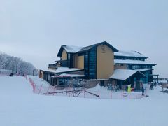 -中旅松花湖滑雪场
