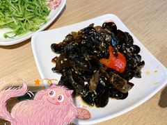 炝汁拌云耳-老班长手工灌汤包老店(东山店)
