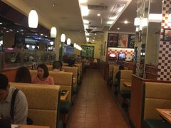 卡座-萨莉亚意式餐厅(深南茂业店)