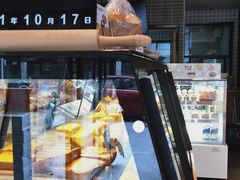 面包甜点陈列柜-一鸣真鲜奶吧(中央花园店)