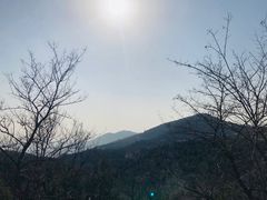 -鬼笑石后山停车场