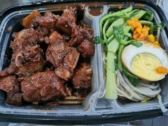 -同济大学本部学苑饮食广场