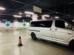 -世博源停车库