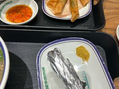 -云阿蛮云南生烫牛肉米线(奉贤路店)