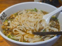 -湘人龙记老长沙米粉(鸟巢店)