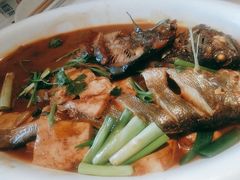 大连小船焖鱼-小船渔村•大连菜•大连焖鱼(黄河路店)