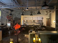 -mordew加州日记西餐&小酒馆(新天地店)