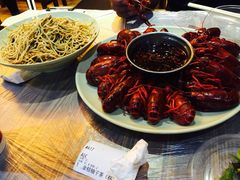 巴厘龙虾(音乐学院店)-巴厘龙虾·榜首油焖大虾(音乐学院·沿江酒馆店)