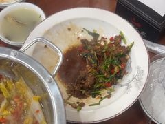 -湖南人家湘菜馆(镇江路店)