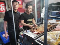 -小魏哥果仁烤面筋