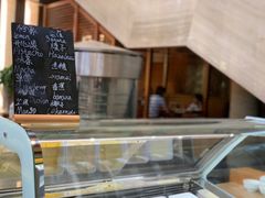 -松山湖凯悦酒店·Café自助餐厅·周末火舞秀表演