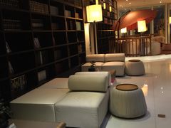 -喜鹊愉家酒店(郑州曼哈顿博览中心地铁站店)