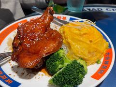 滑蛋瑞士鸡比饭-伯友茶记(中华广场店)