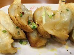 -小姜锅贴(凤凰街店)