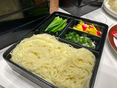 -新世界·过桥米线宴
