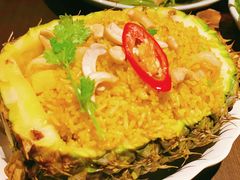 原只菠萝炒饭-大头虾越式风味餐厅(光明广场店)