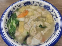 三鲜馄饨-刘长兴(逸仙桥店)