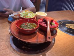 -吃饭皇帝大土家民族菜(正大广场店)