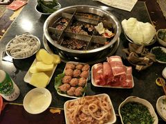-邓莽子老火锅(中兴路总店)