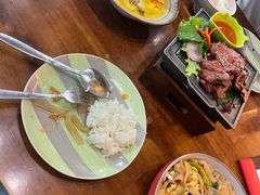 黄咖喱牛肉-荷花泰菜(东方新天地店)