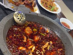 -秦巴石锅鱼