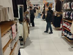 -优衣库(洛阳中州万达广场店)