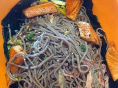 三文鱼荞麦面沙拉-元一希尔顿酒店·禅自助餐厅·啤酒花园