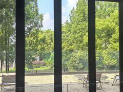 -J Create城市露营咖啡·简餐·宠物(上海动物园店)