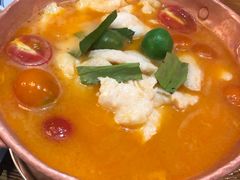 版纳野果酸汤鱼-云海肴·云南小炒·汽锅鸡(天津国金汇店)