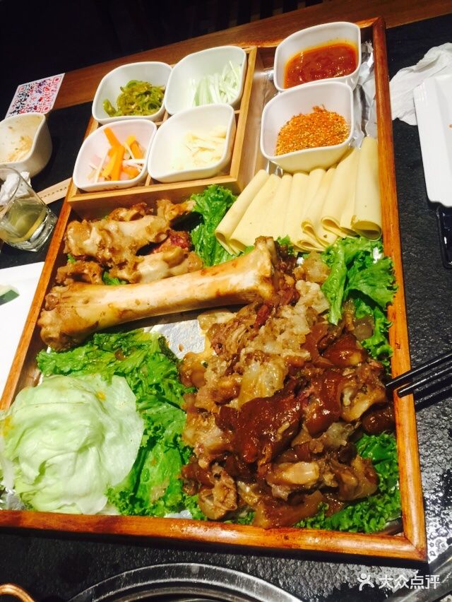 蒙之宝牛火锅全牛料理(三里屯店)烤牛腿图片 - 第1张