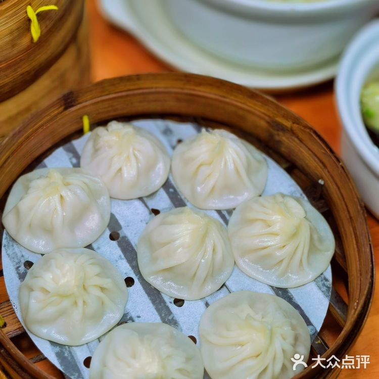上海蟹粉小笼推荐|莱莱小笼·乔艾