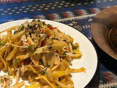 -蜗牛小馆醉乡民谣云南菜(惠新西里店)