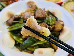-闯关东东北农家菜(崂山石老人店)