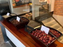 面包甜点陈列柜-小南房鲜美蛙火锅(北苑店)