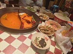 -赵美丽重庆火锅(西安直营总店)