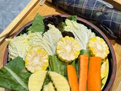 -一朵菌·野生菌探索家火锅(南亚店)