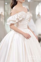 -艾米丽婚纱礼服