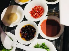 小料八碟-和院老火锅铜锅烧烤海鲜(朱雀大街店)