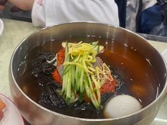 -服务大楼冷面(延大店)