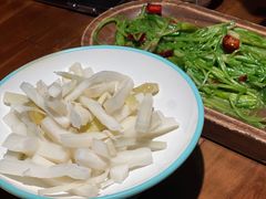 -隔壁老王·家常云南菜(皇冠店)