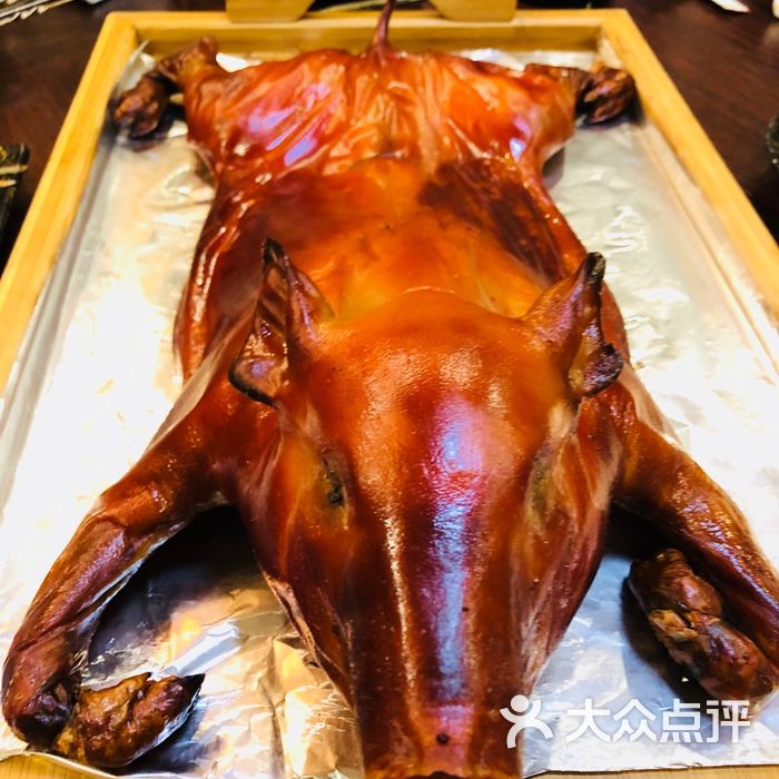 塞北烤羊腿全羊宴