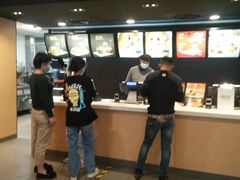 -麦当劳(石坝服务区店)