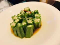 -斯普汇生蚝牛排馆(中骏世界城店)